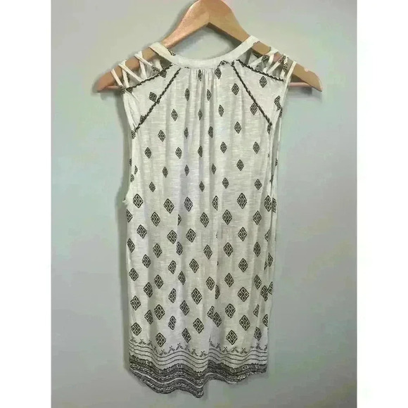 Lucky Brand sleeveless top size medium - Picture 2 of 3